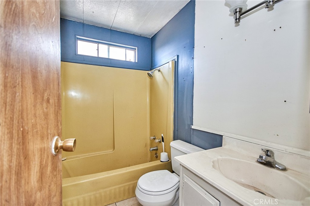 4190 Nielson Road Property Photo 13