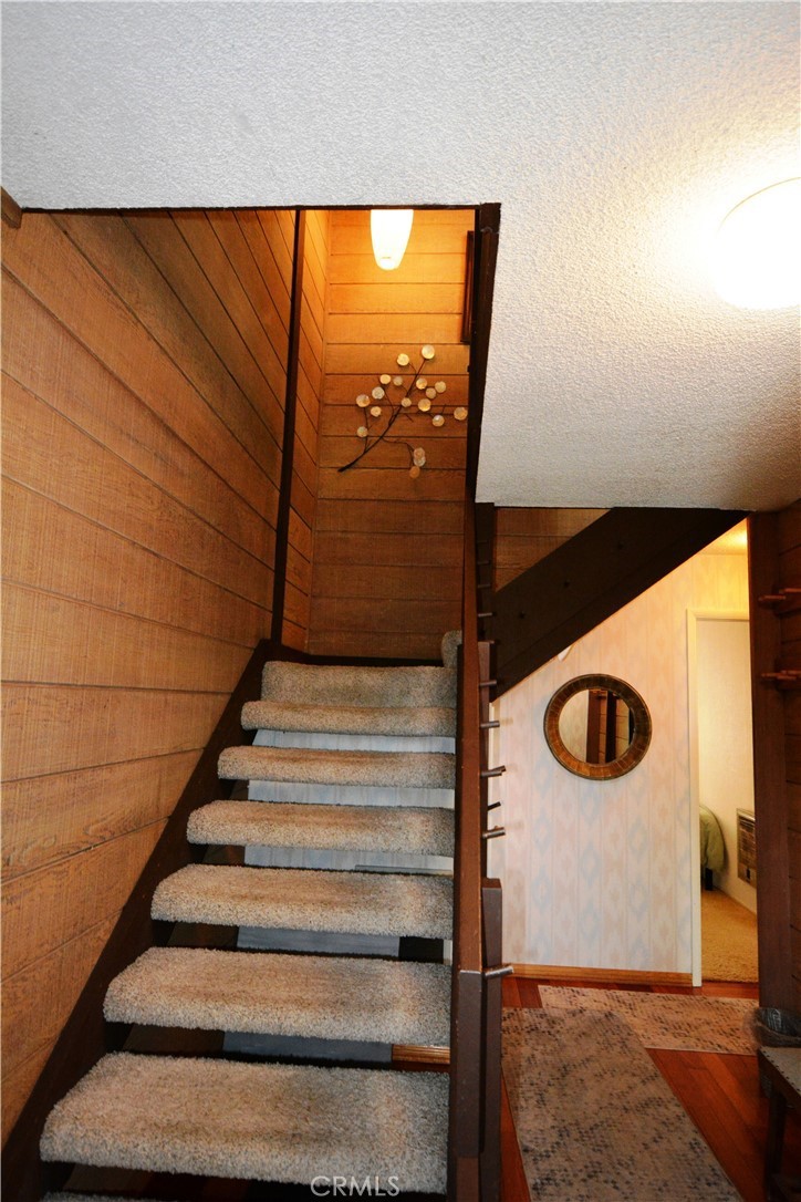 98 Tyrol Lane 306 Property Photo 5