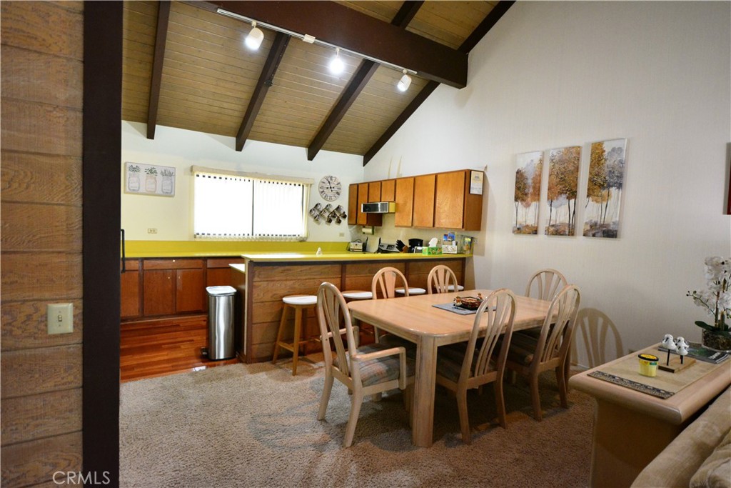 98 Tyrol Lane 306 Property Photo 16