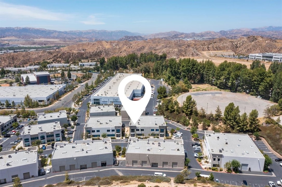 28502 Constellation Road Property Photo 2