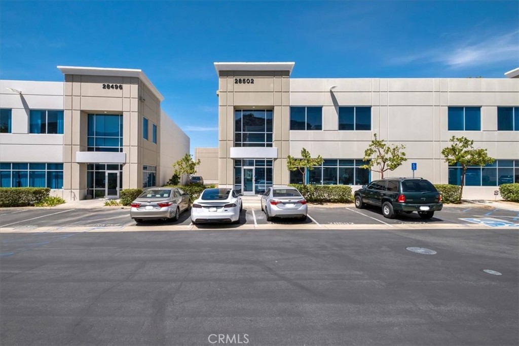 28502 Constellation Road Property Photo 5