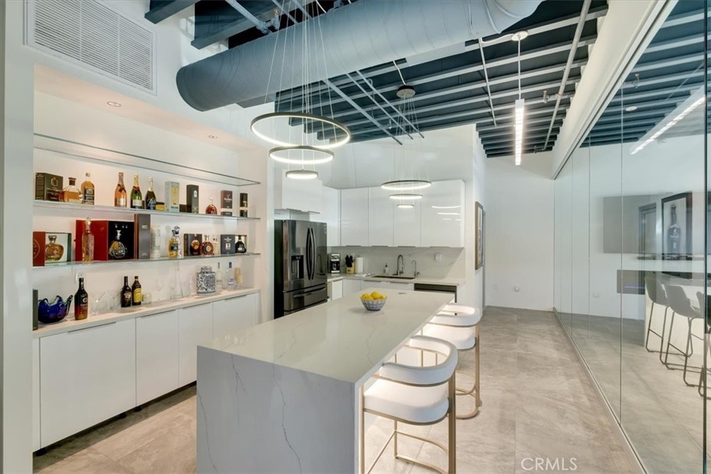 28502 Constellation Road Property Photo 14