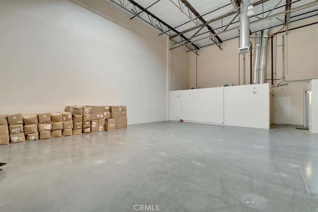 28502 Constellation Road Property Photo 20