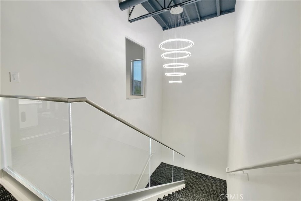 28502 Constellation Road Property Photo 23