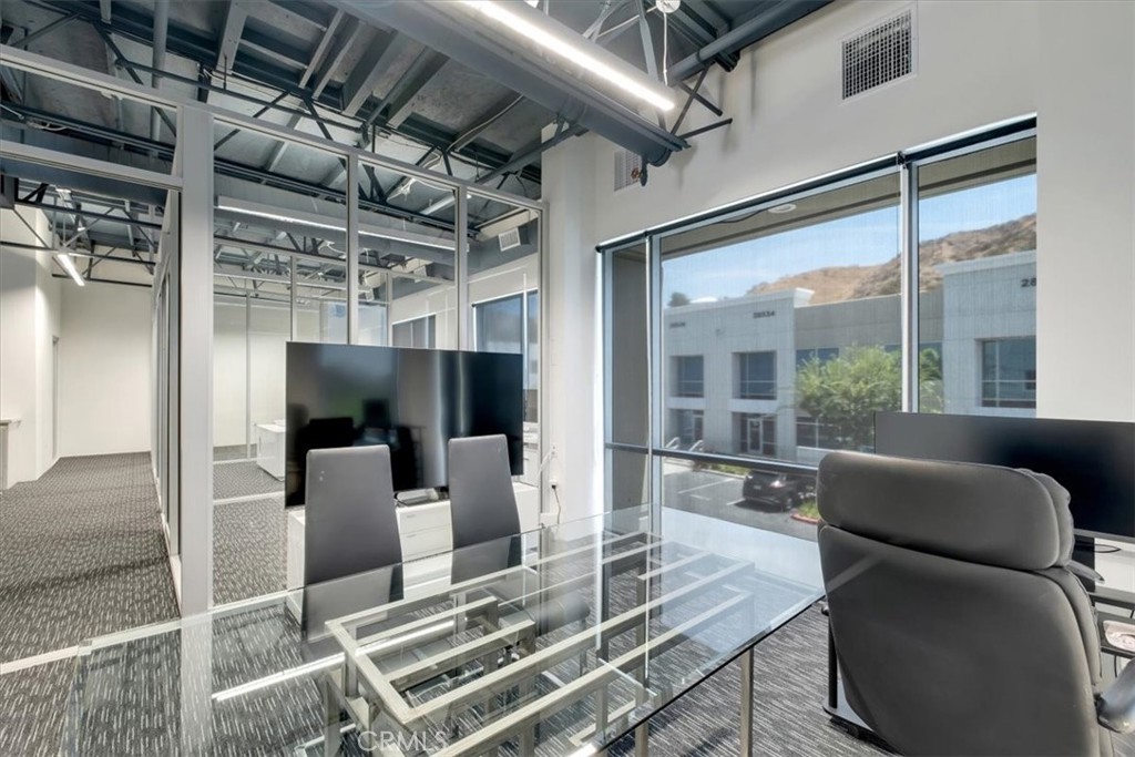 28502 Constellation Road Property Photo 29