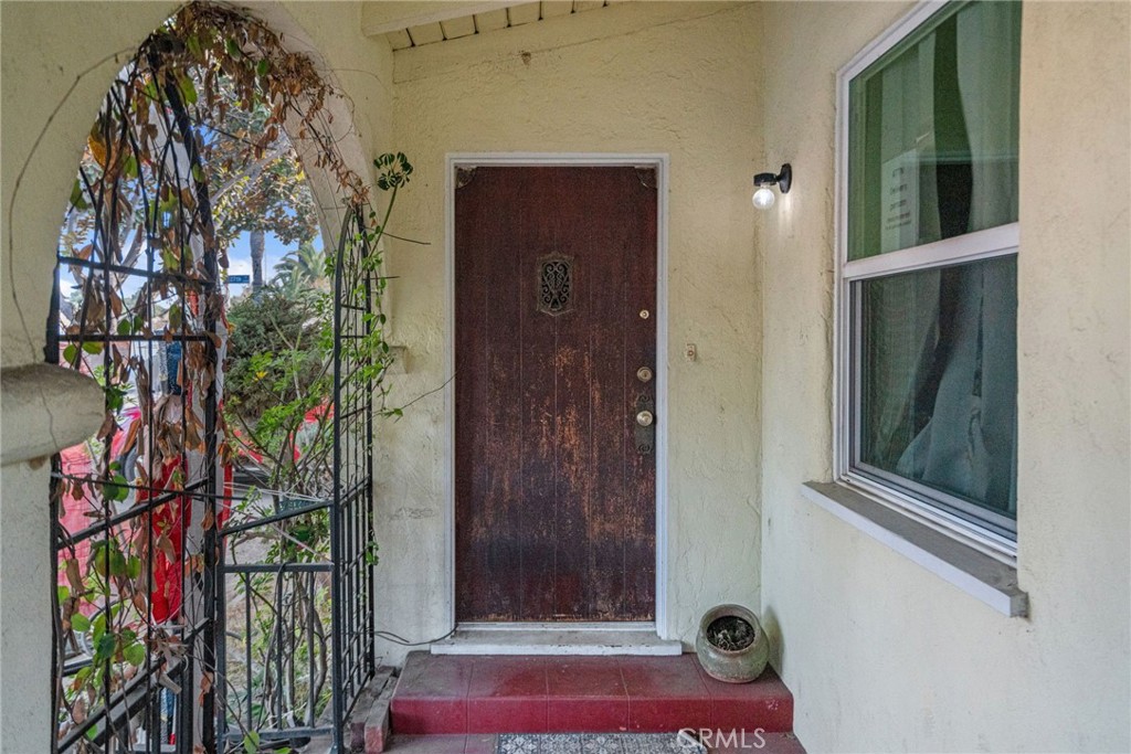 2709 Gale Avenue Property Photo 2
