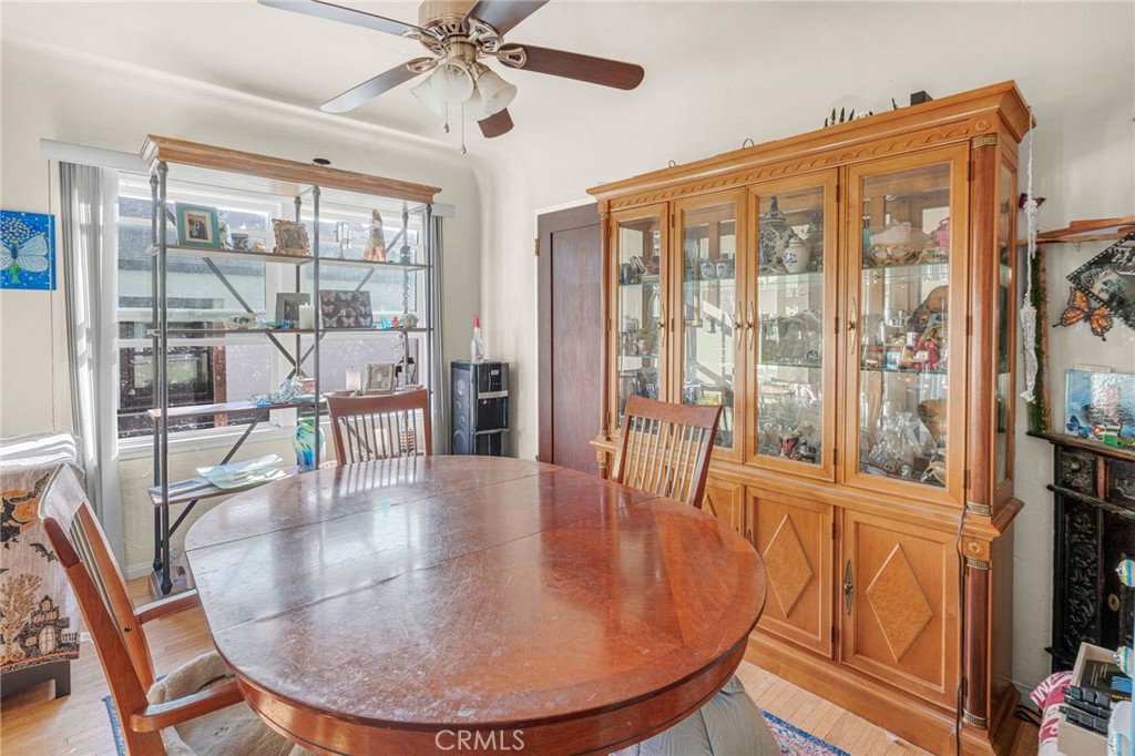 2709 Gale Avenue Property Photo 6