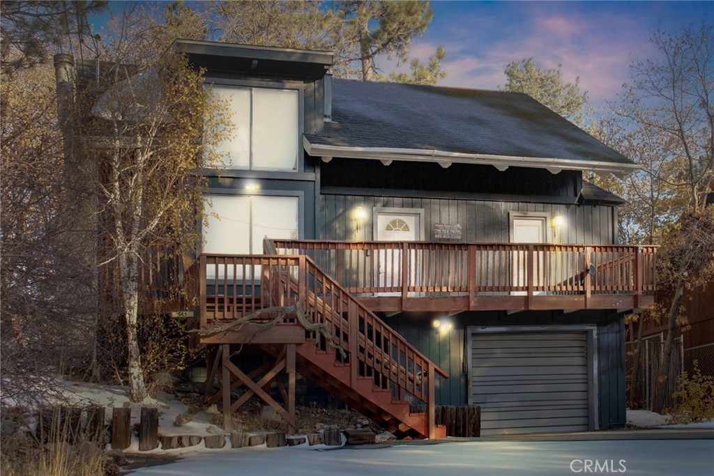561 Waynoka Lane Property Photo 4
