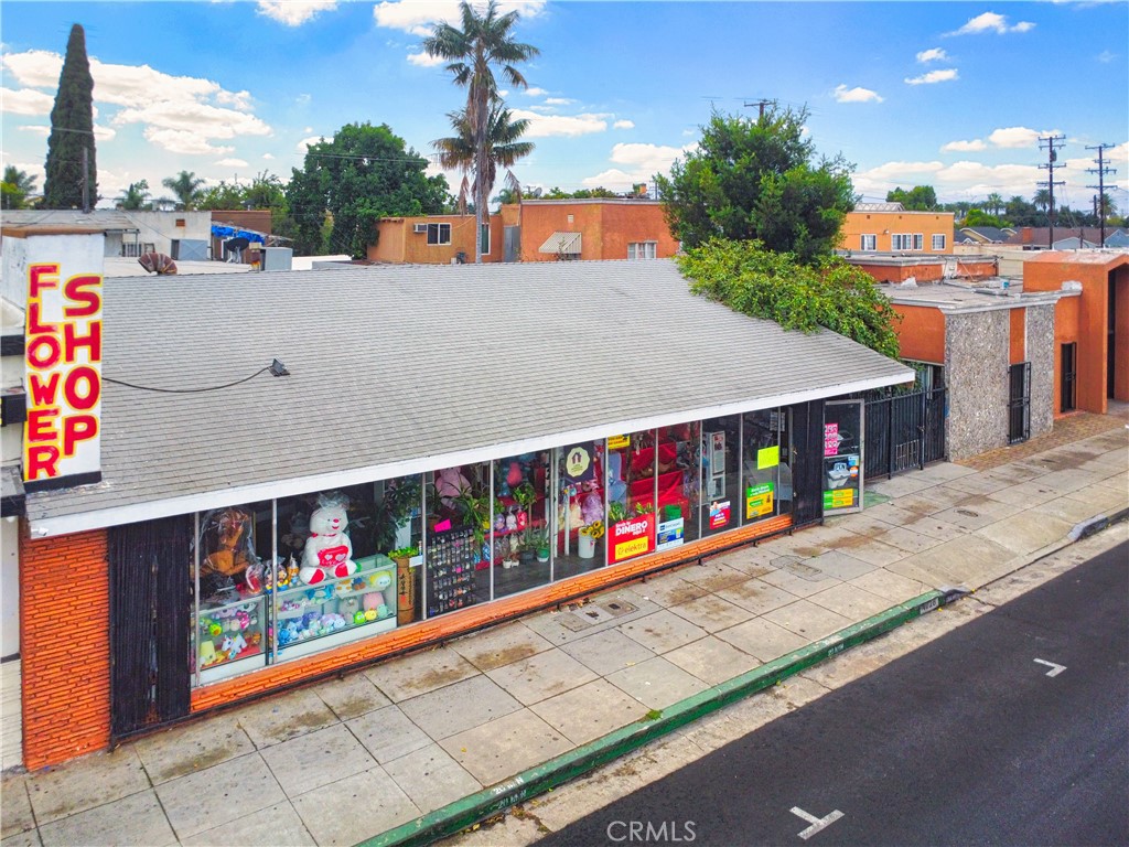 4028 Slauson Avenue Property Photo 3