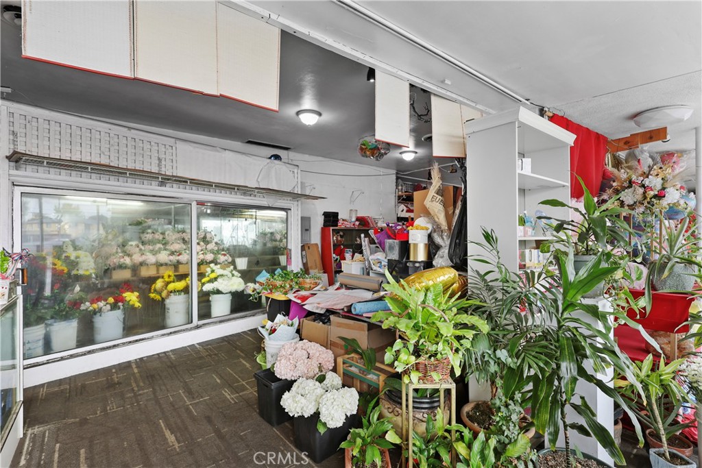4028 Slauson Avenue Property Photo 18