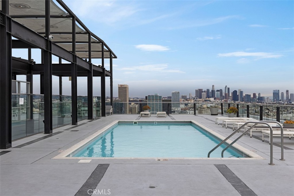 3810 Wilshire Boulevard 802 Property Photo 15