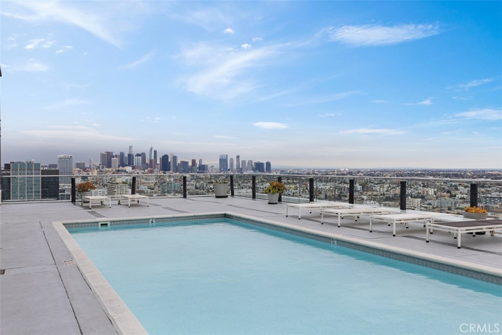 3810 Wilshire Boulevard 802 Property Photo 24