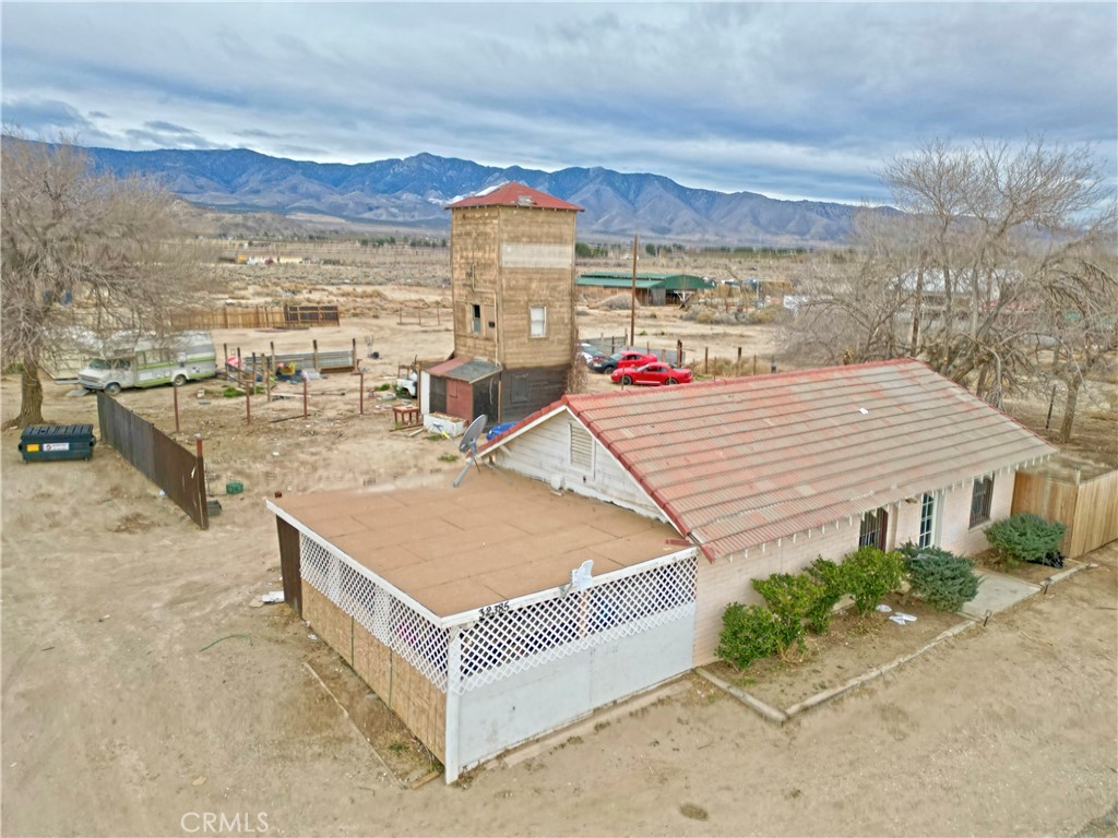 32405 State Highway 18 Property Photo 2