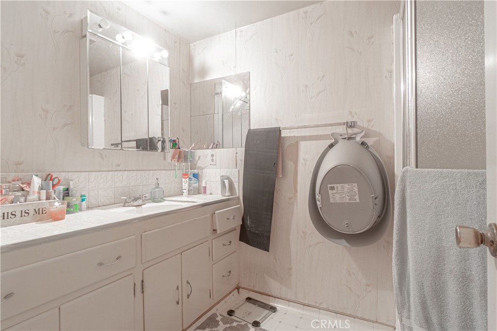 9324 Mandale Street Property Photo 12