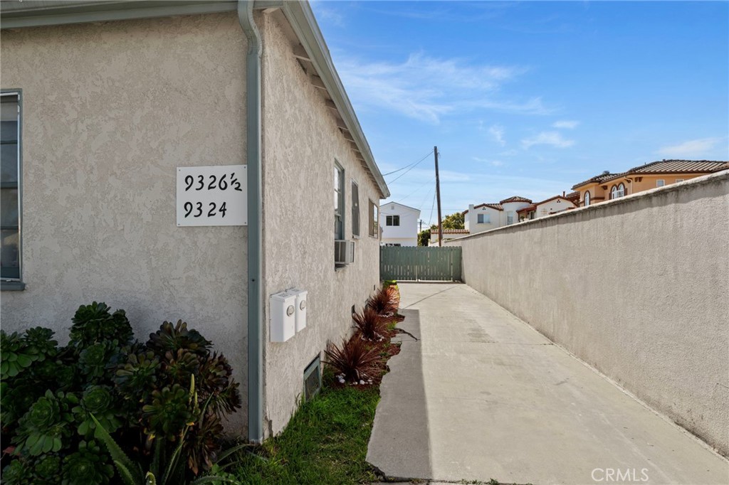 9324 Mandale Street Property Photo 15