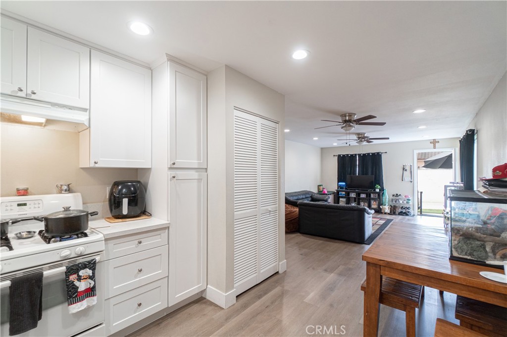 9324 Mandale Street Property Photo 21