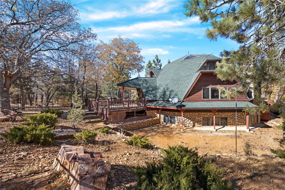 160 Yosemite Drive Property Photo 32