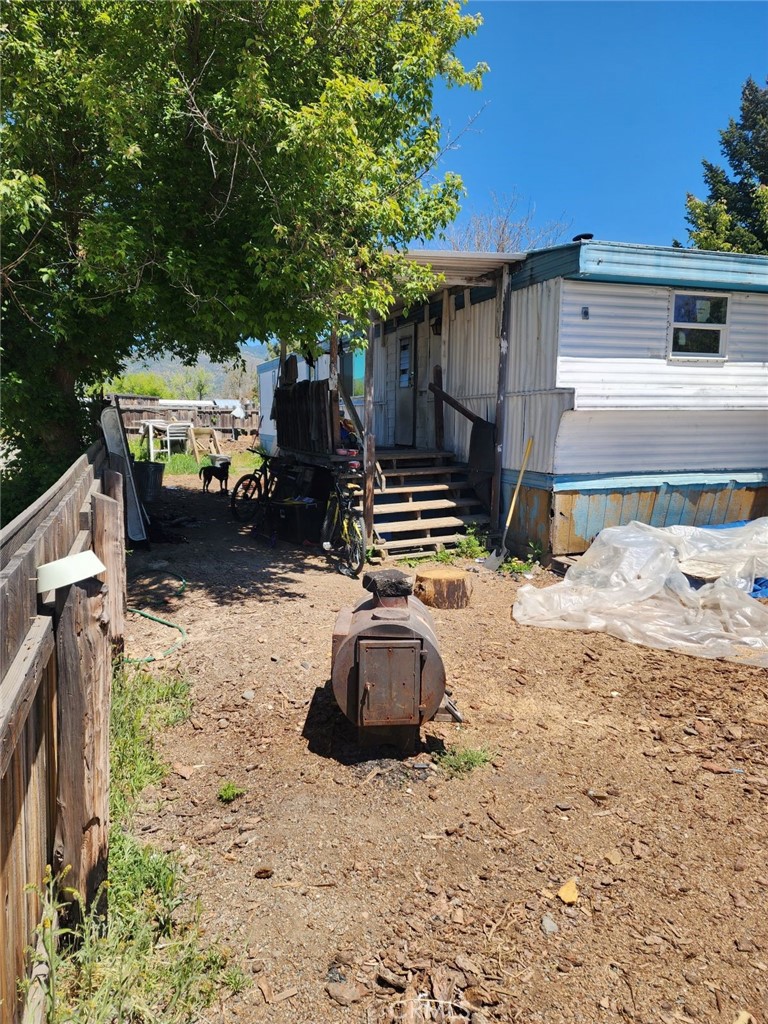 101 Butte St Property Photo 3