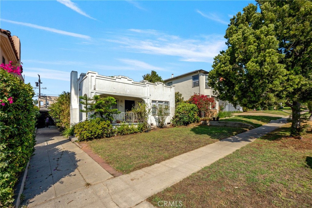 1327 Meadowbrook Avenue Property Photo 11