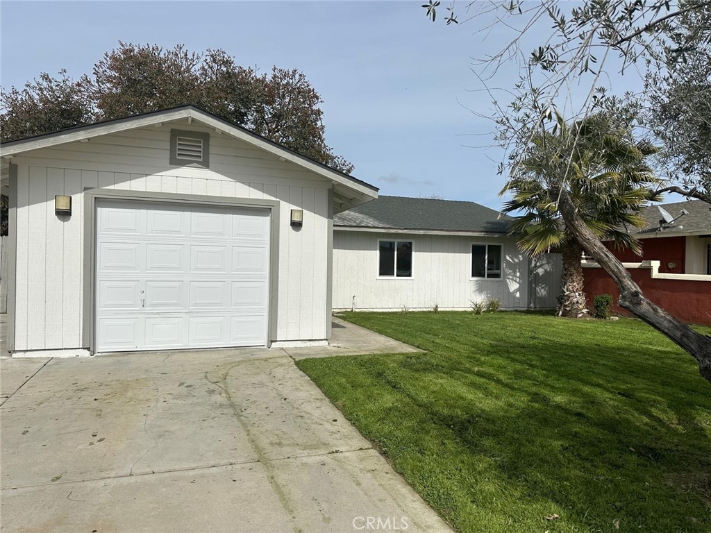 749 Anita Avenue Property Photo