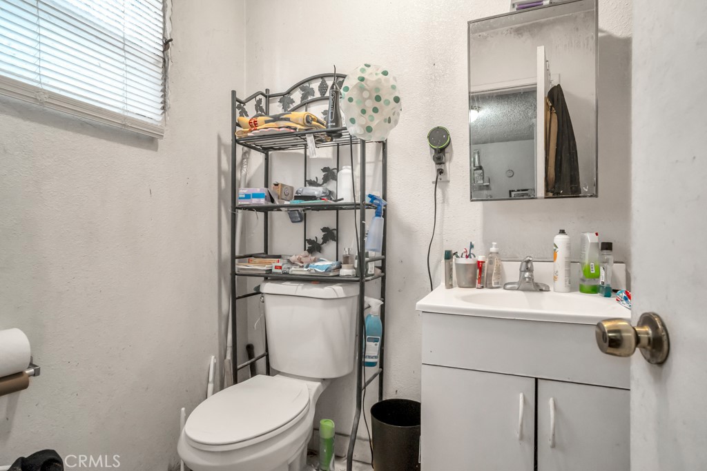 2477 E 111th Street Property Photo 11