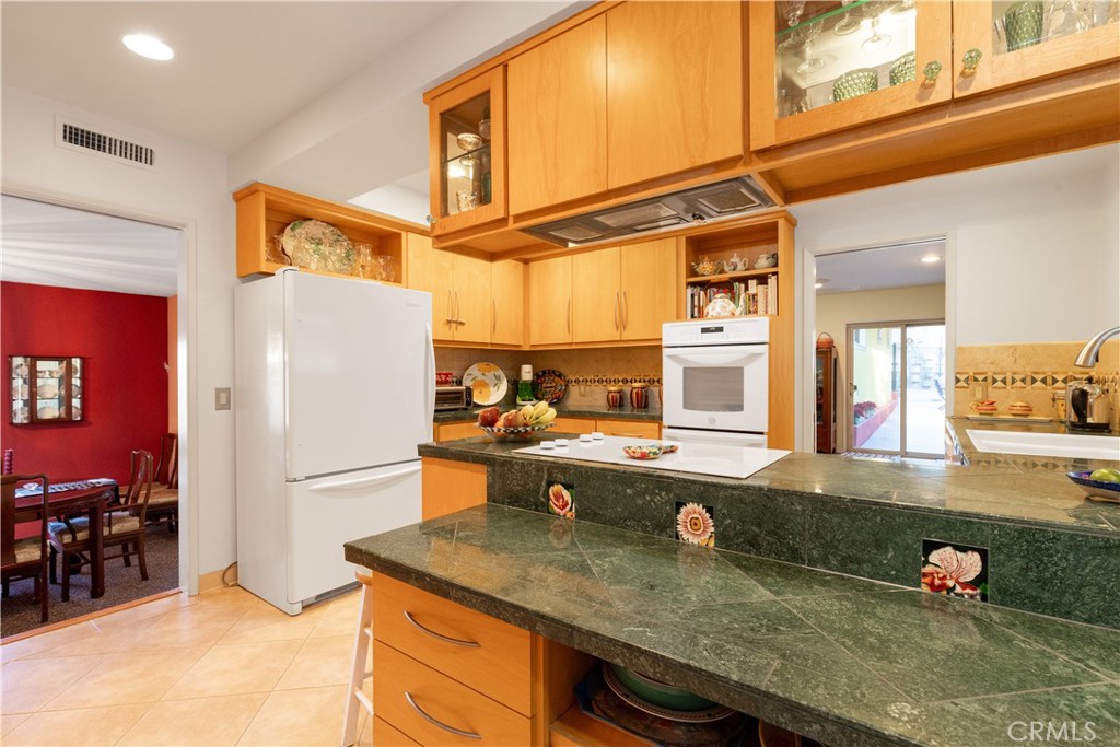 2541 Sleepy Hollow Drive Property Photo 11