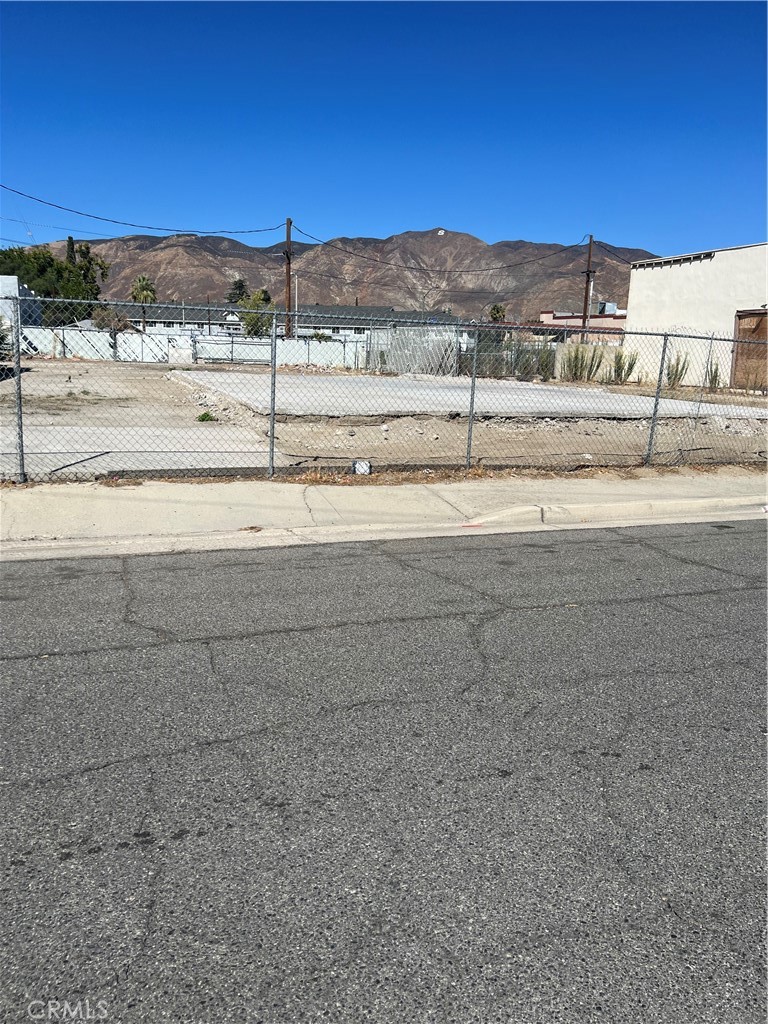 165 W 5th Street Property Photo 1
