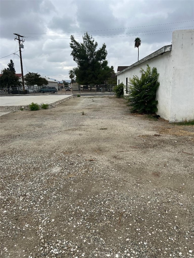 165 W 5th Street Property Photo 2