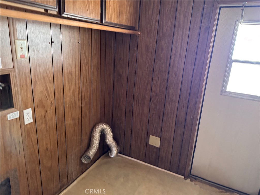 2351 Teakwood Property Photo 10
