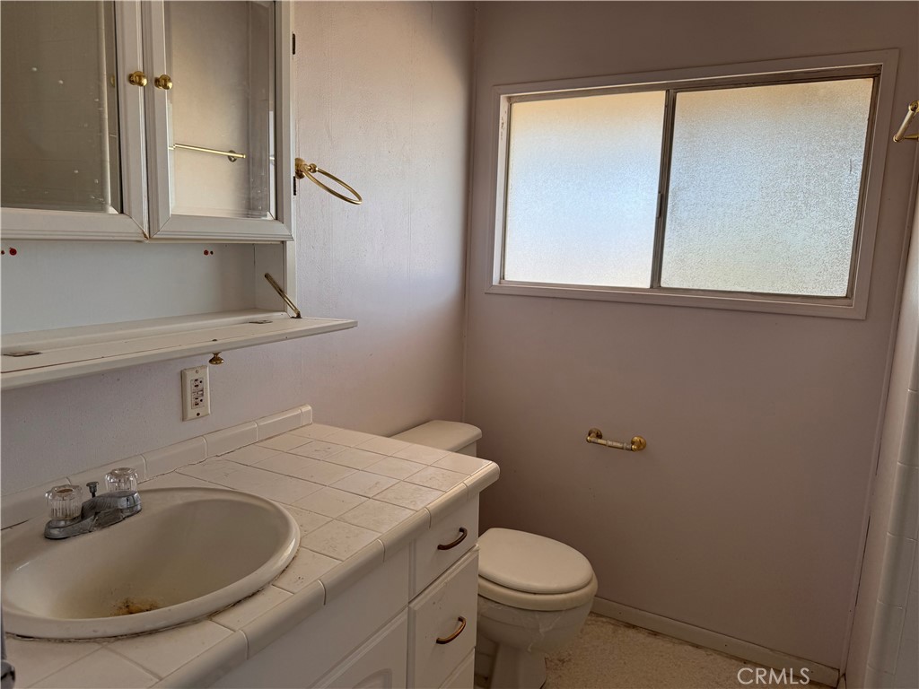 2351 Teakwood Property Photo 18