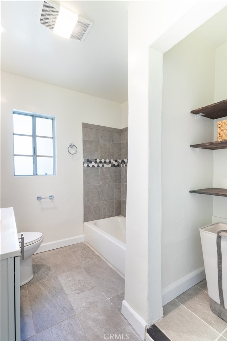 1340 N Lamer Street Property Photo 8