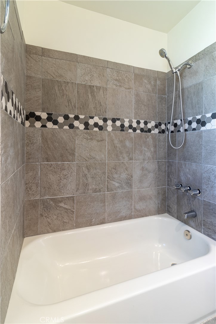 1340 N Lamer Street Property Photo 9