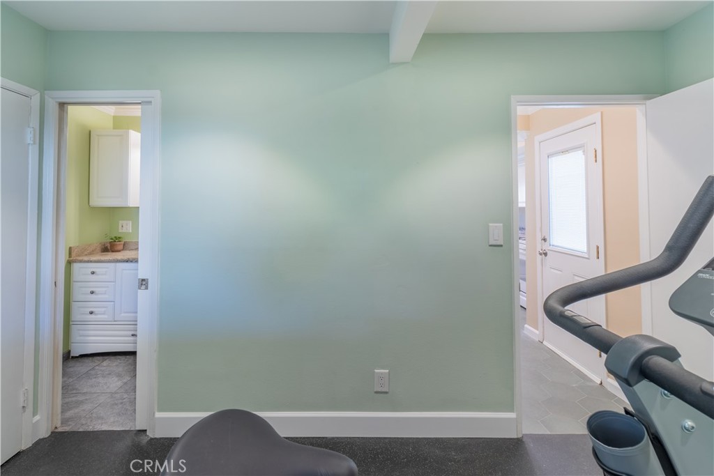 1340 N Lamer Street Property Photo 22