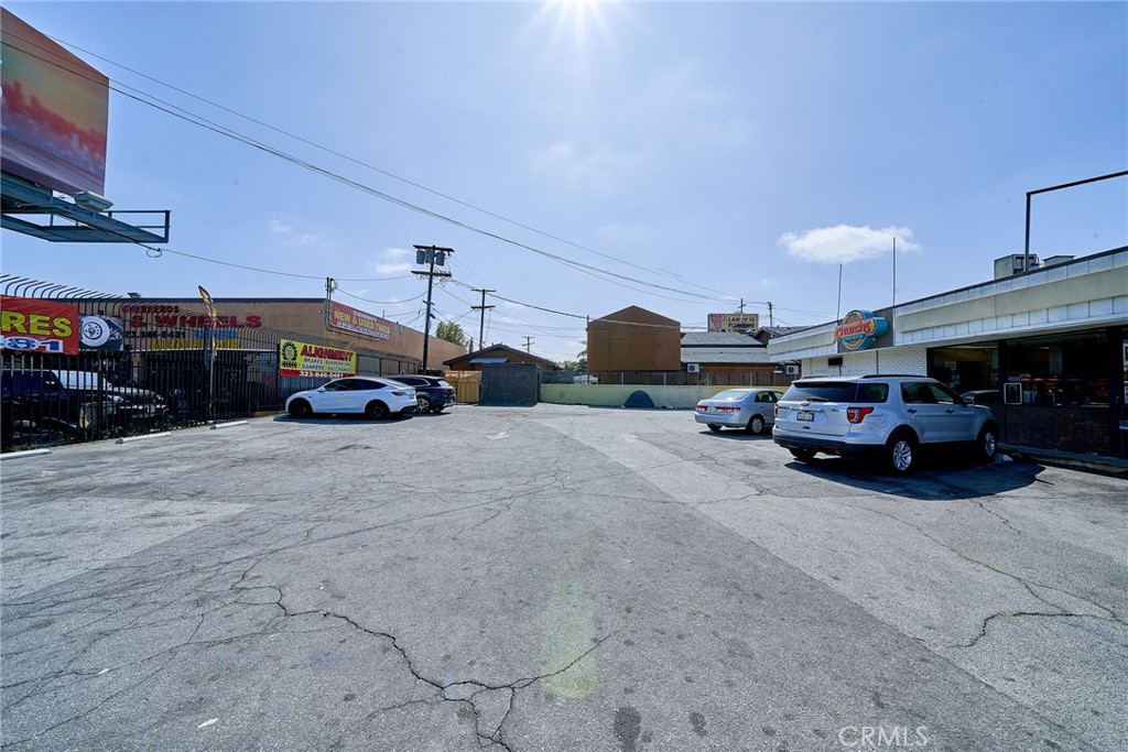 7205 S Vermont Avenue Property Photo 5
