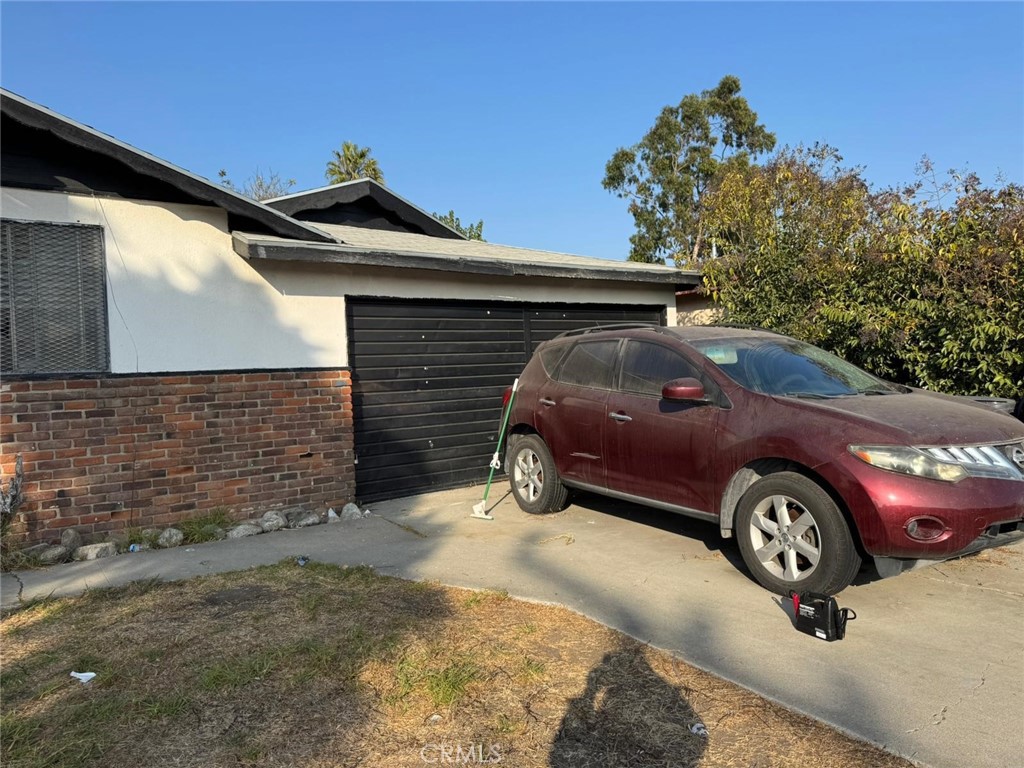 1513 W 156th Street Property Photo 2