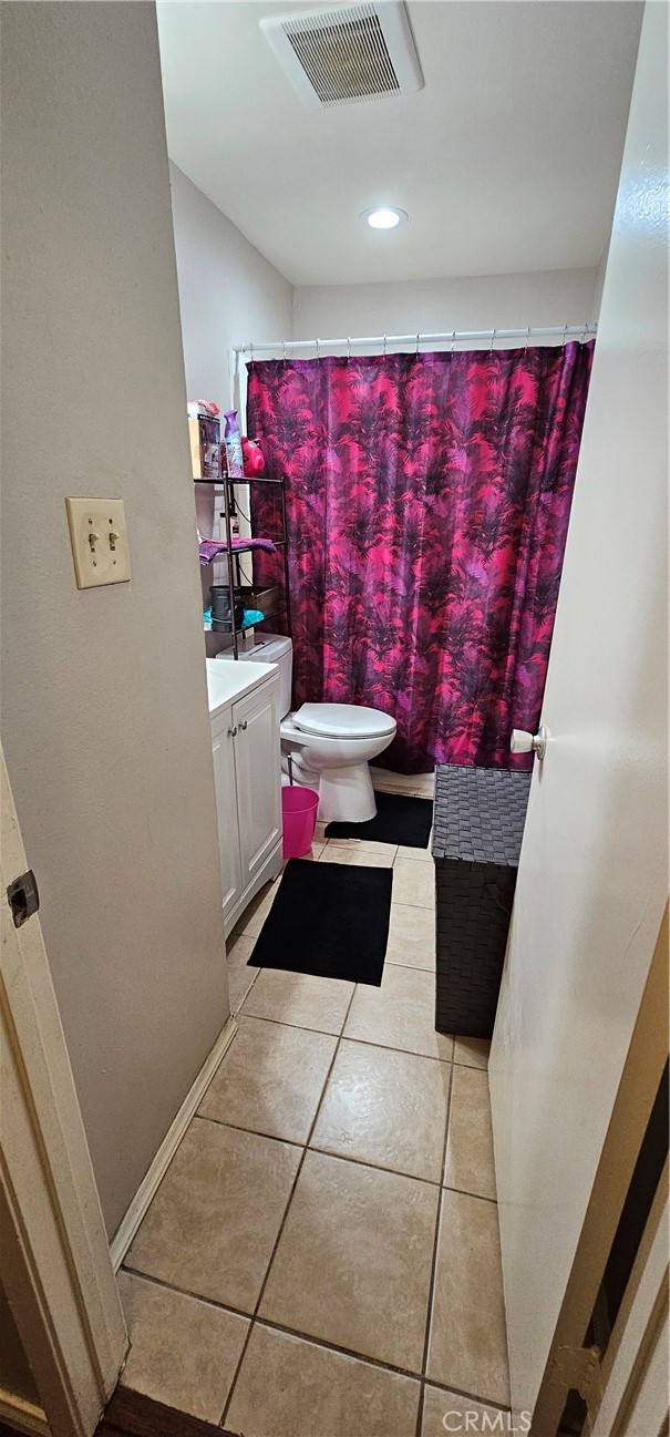 5535 Ackerfield Avenue 9 Property Photo 10