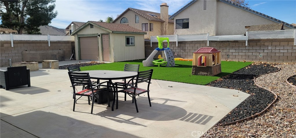 43333 Cottage Lane Property Photo 2