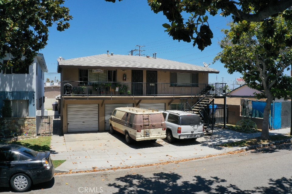 1921 E Washington Street Property Photo