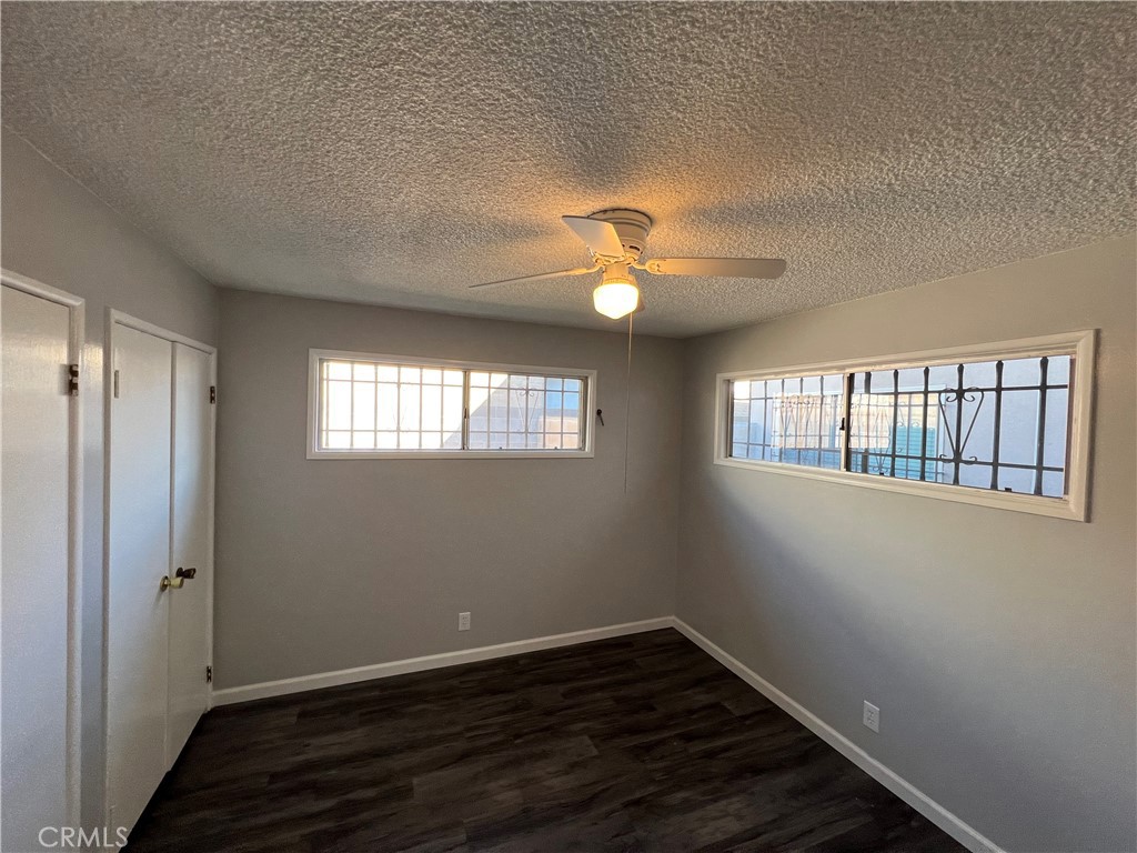 1921 E Washington Street Property Photo 15
