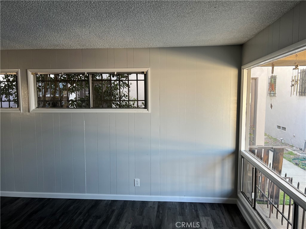 1921 E Washington Street Property Photo 19