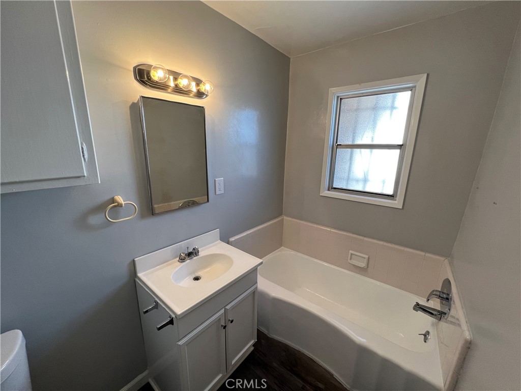 1921 E Washington Street Property Photo 28