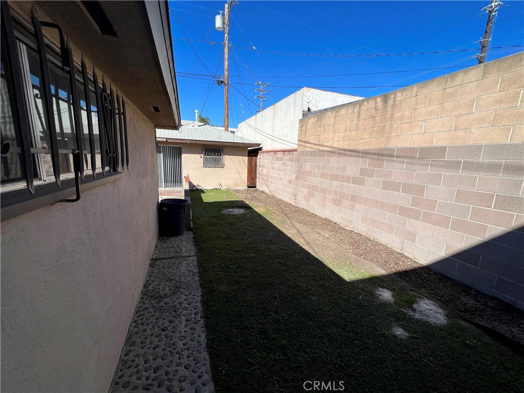 1921 E Washington Street Property Photo 35