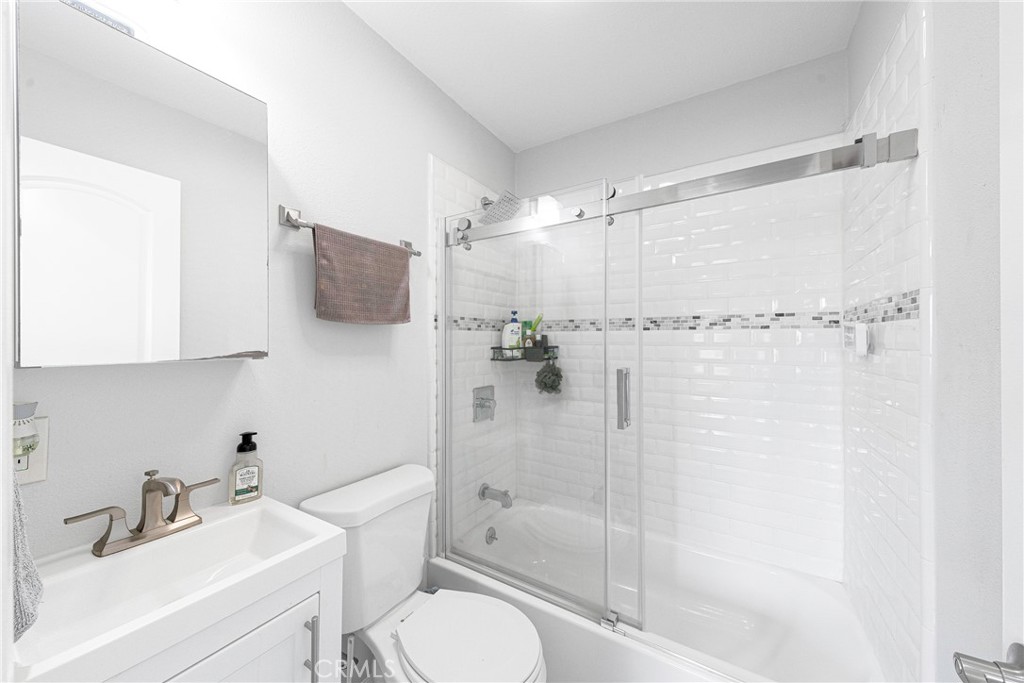 3417 Arlington Ave Property Photo 16