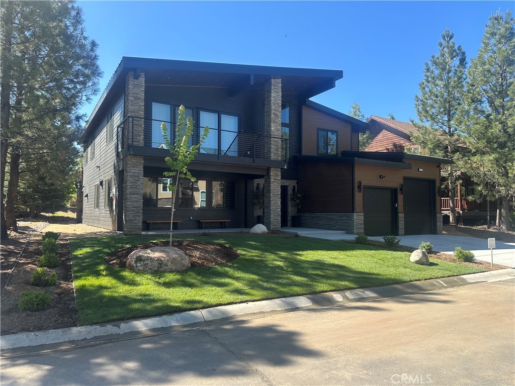 361 Meadow Circle N Property Photo 1