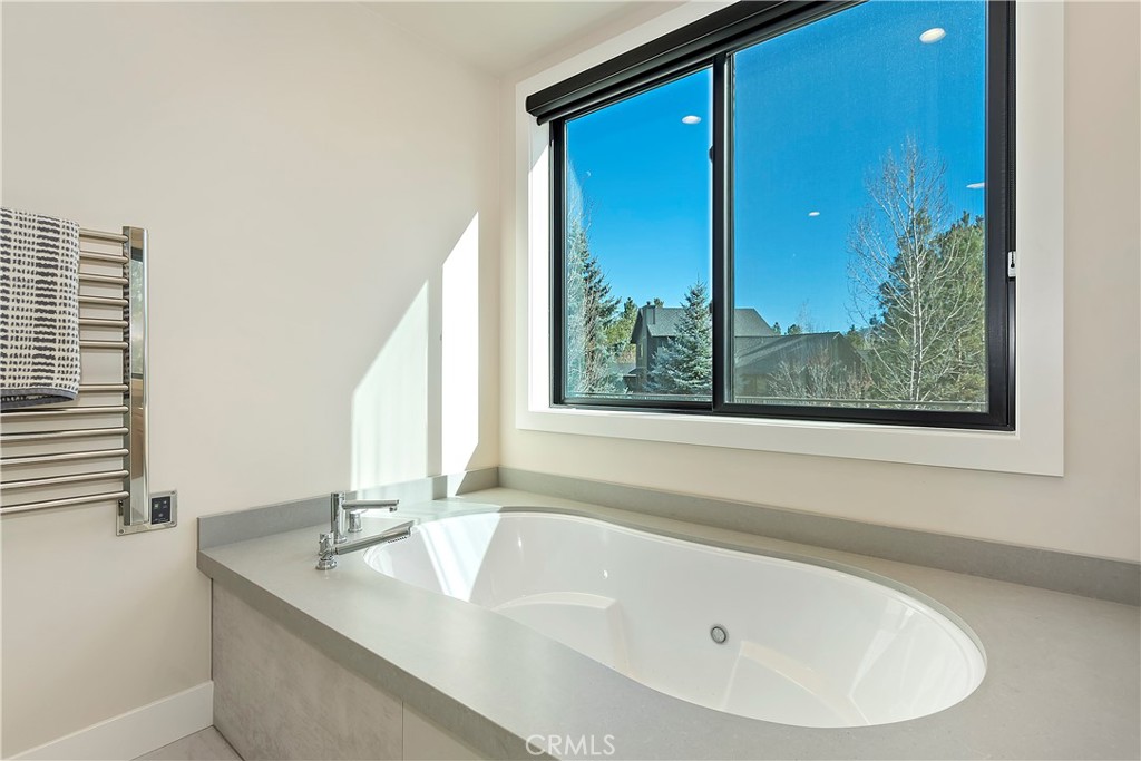 361 Meadow Circle N Property Photo 37