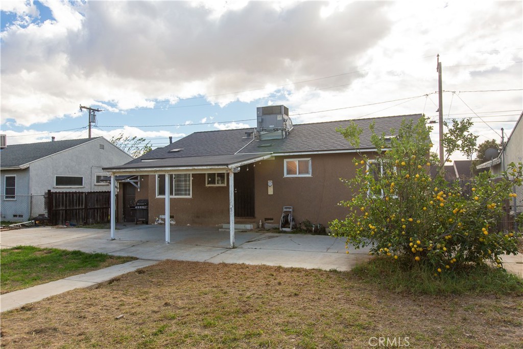 17248 Seville Avenue Property Photo 32