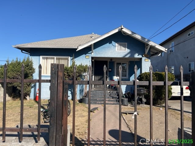 719 W 55th Street Property Photo 7