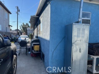 719 W 55th Street Property Photo 9