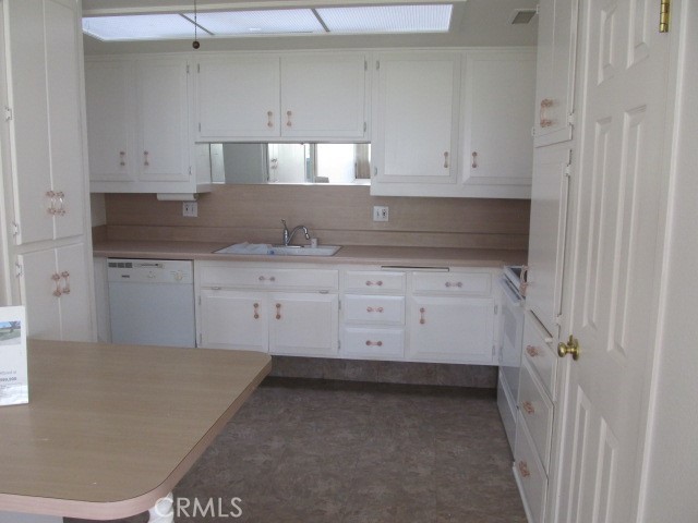 1351 Weeburn Rd., M4-74g Property Photo 32