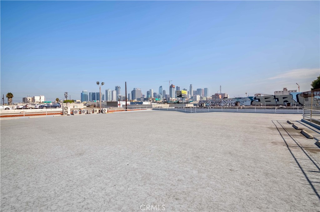519 E Washington Boulevard Property Photo 16